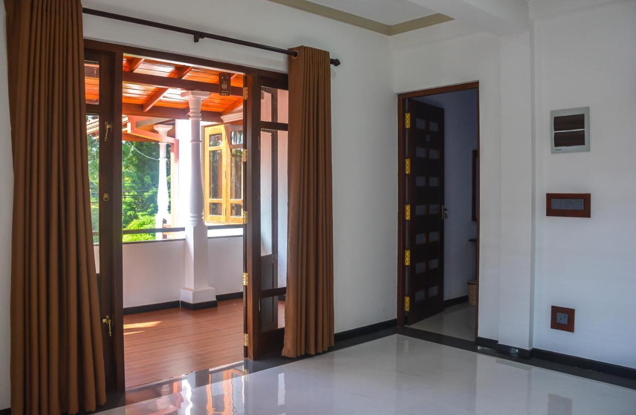 Janu Homestay Tangalle Exterior foto