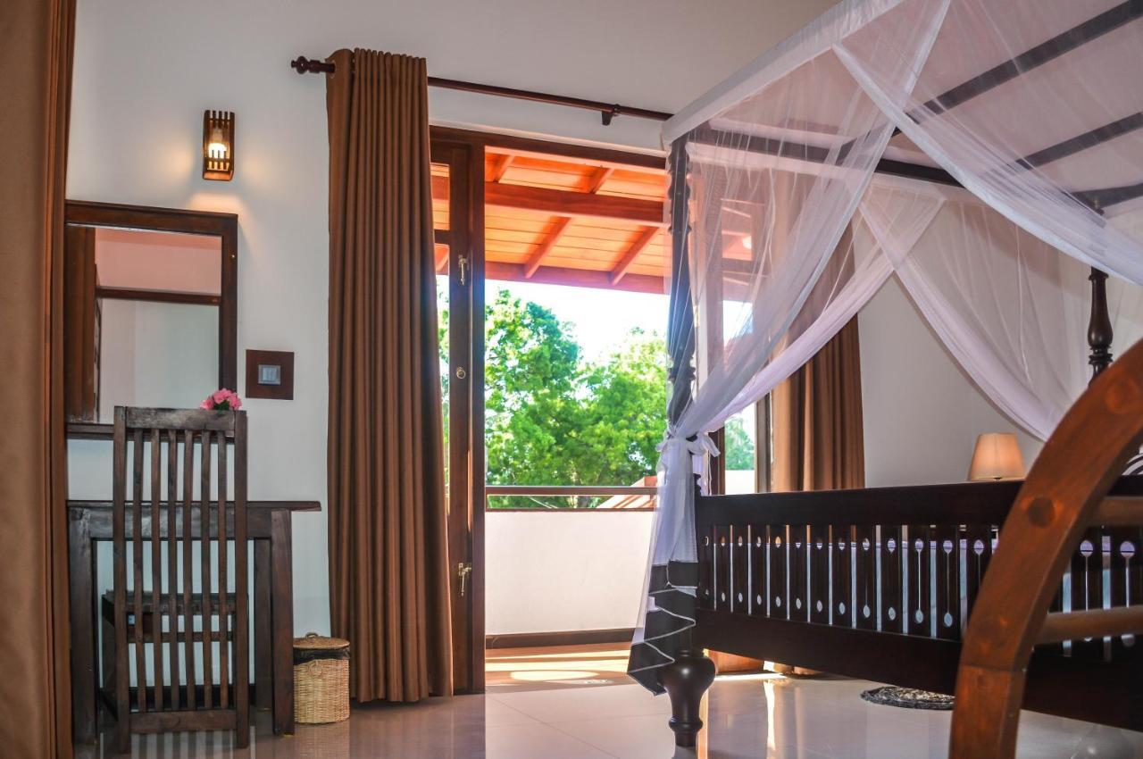 Janu Homestay Tangalle Exterior foto