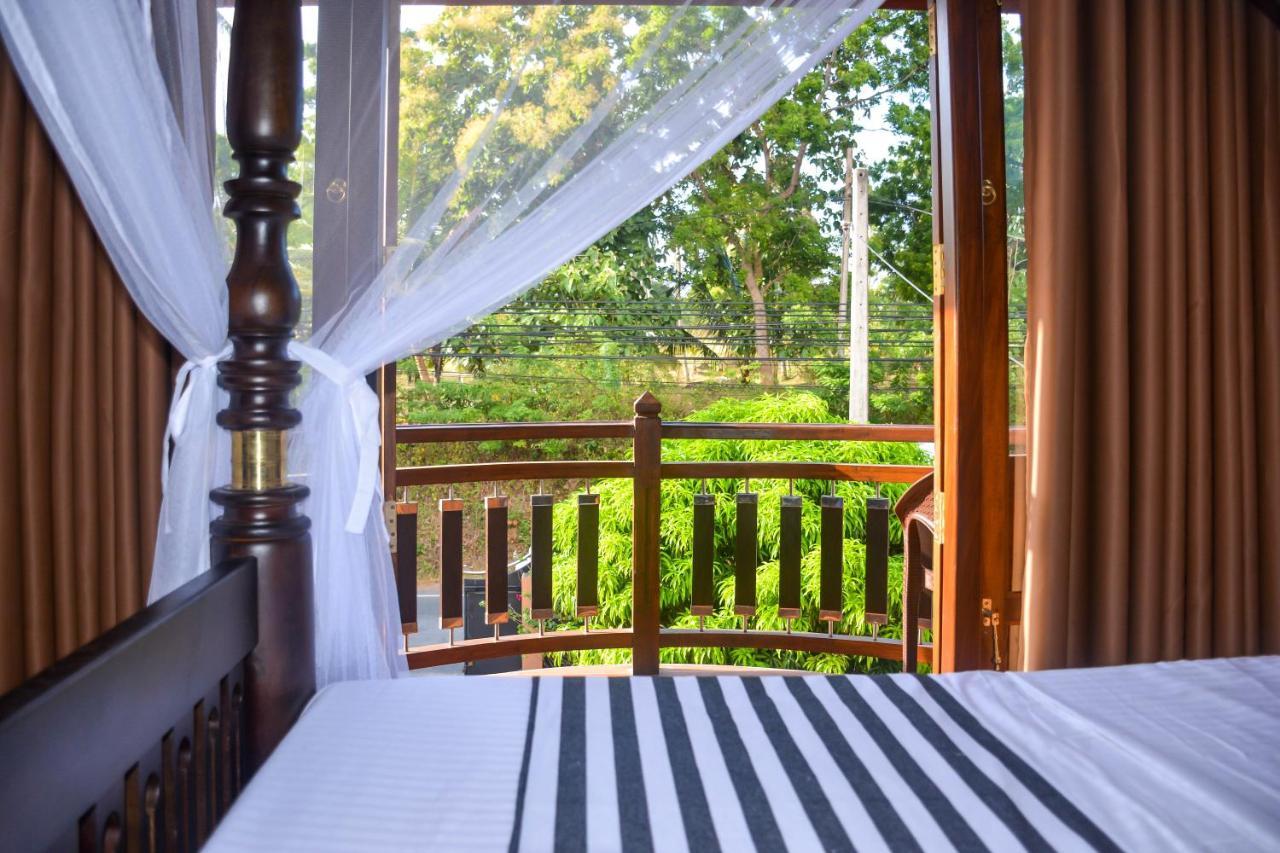 Janu Homestay Tangalle Exterior foto