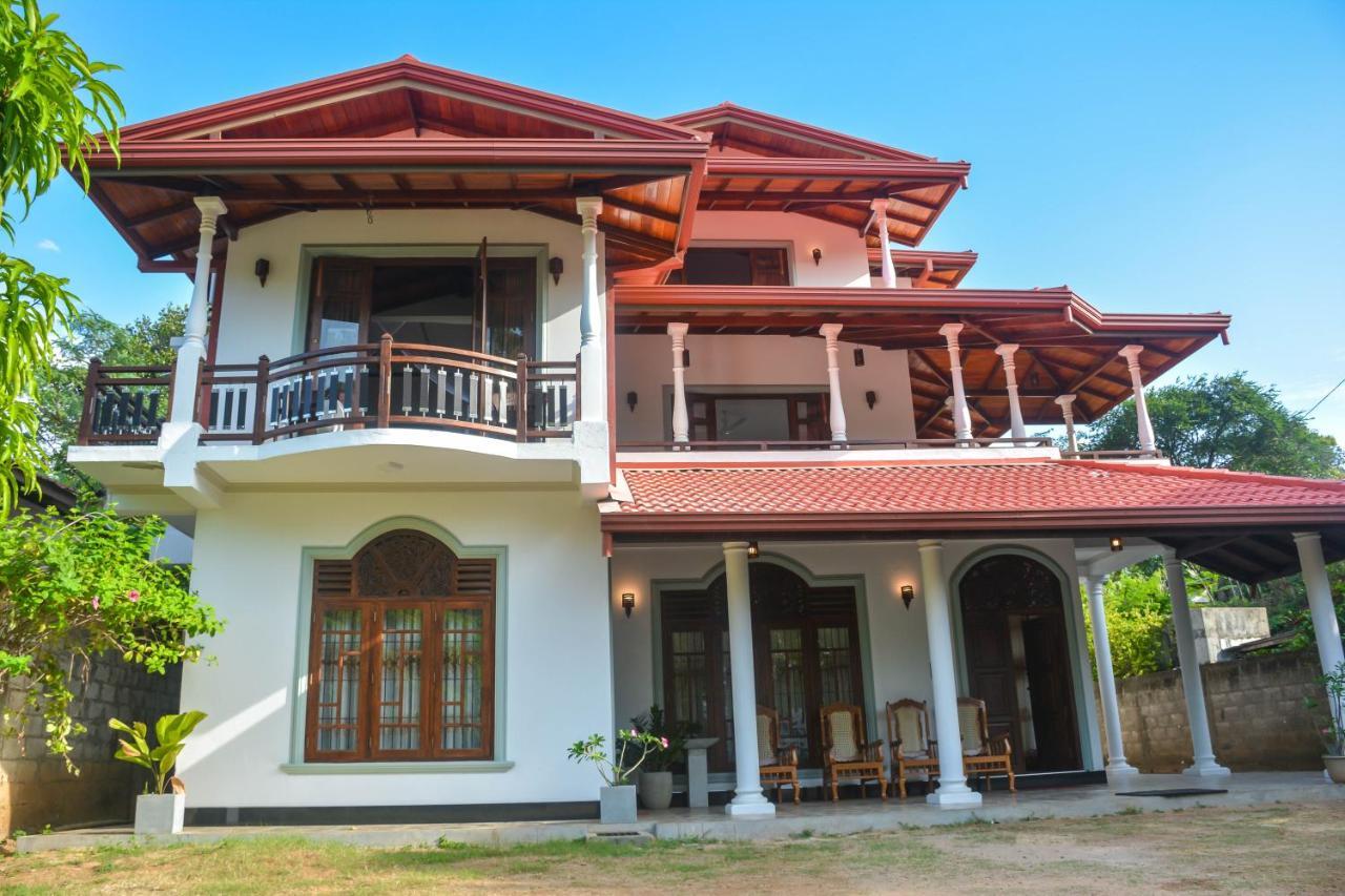 Janu Homestay Tangalle Exterior foto
